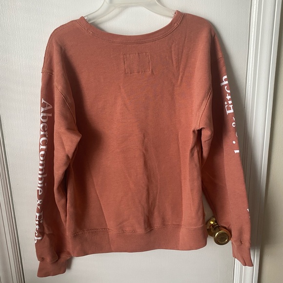 Abercrombie & Fitch Womens Pink Crewneck Sweater - Picture 2 of 4